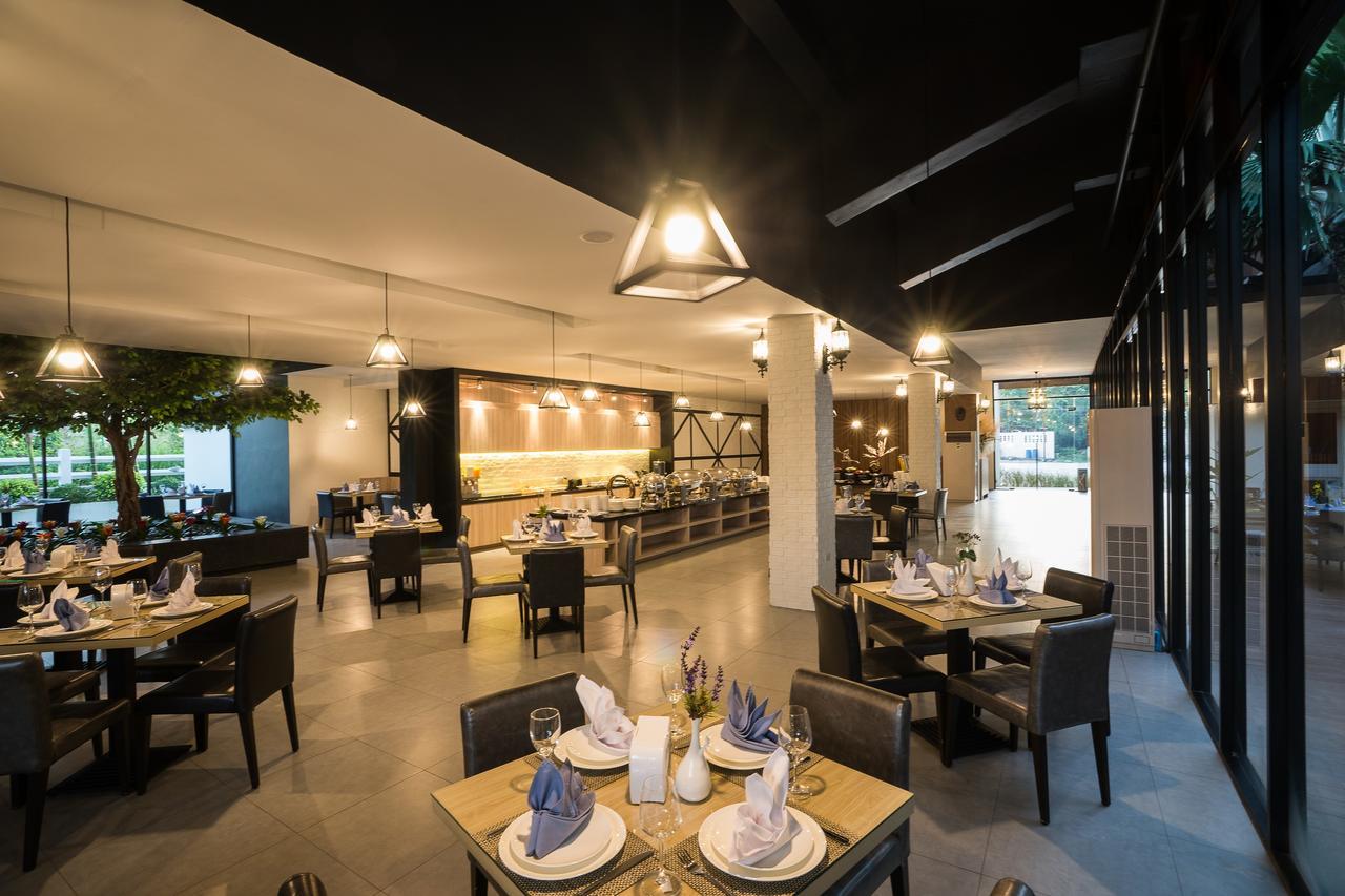 Ivory Villa City Bang Lamung Exterior photo