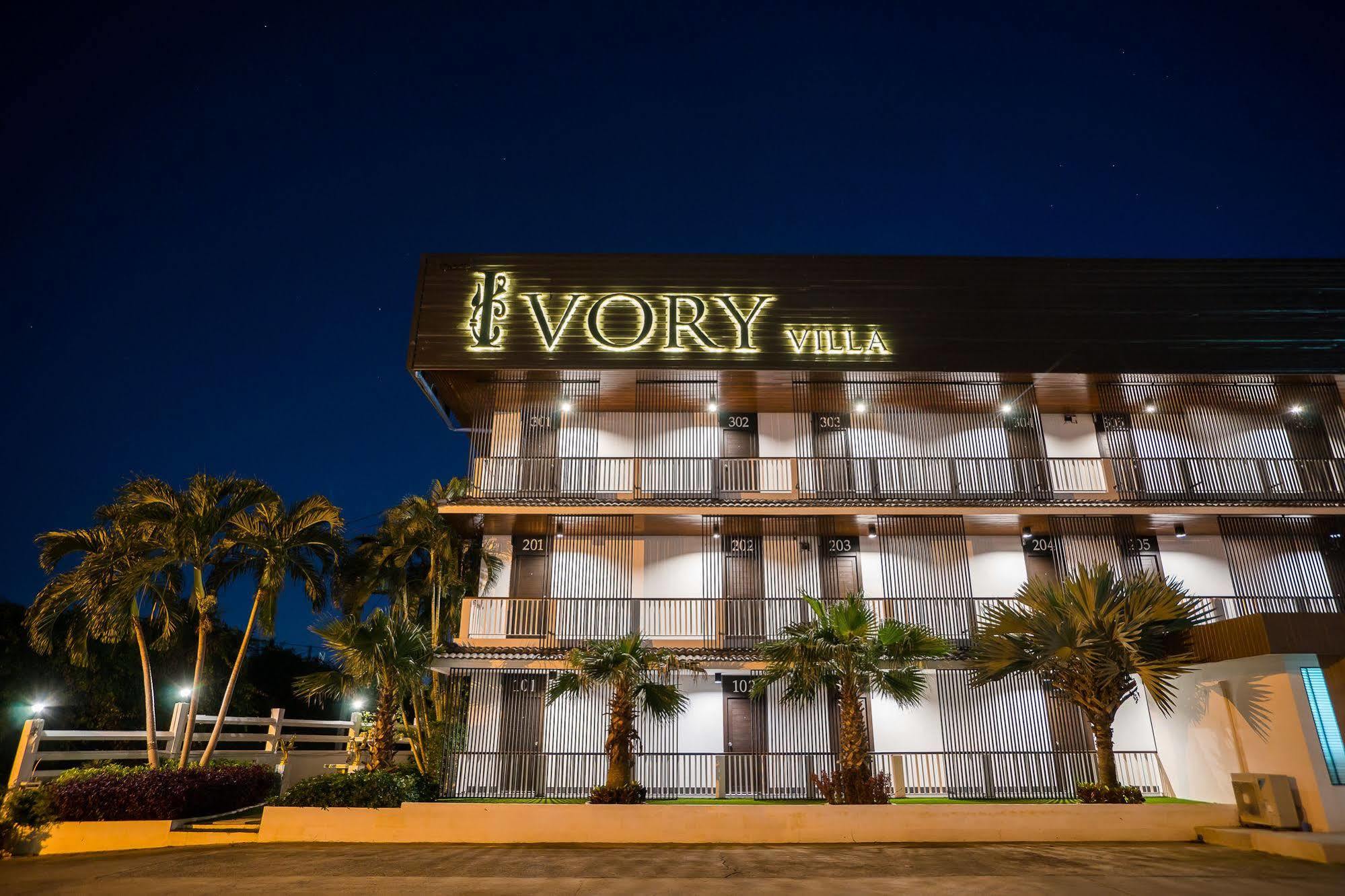 Ivory Villa City Bang Lamung Exterior photo